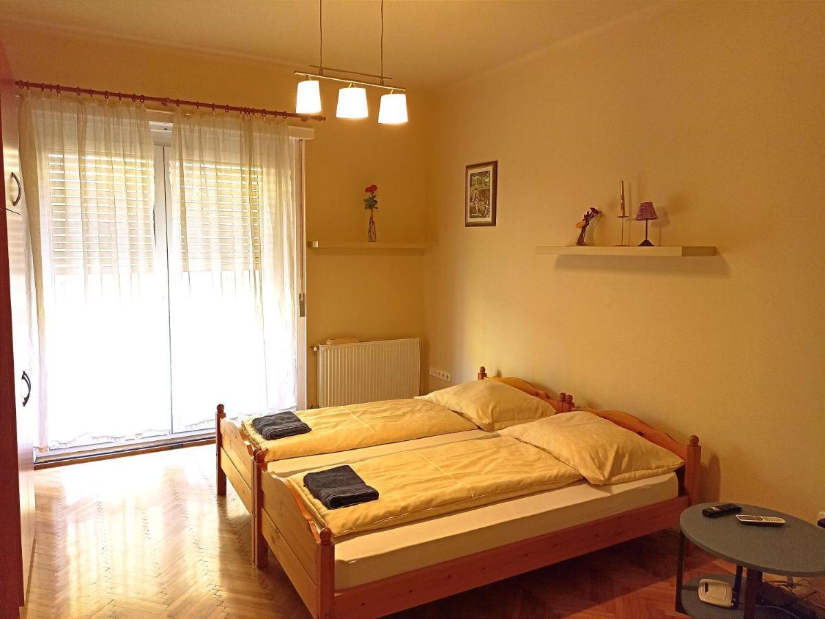 Opera Home Apartment บูดาเปสต์ ภายนอก รูปภาพ